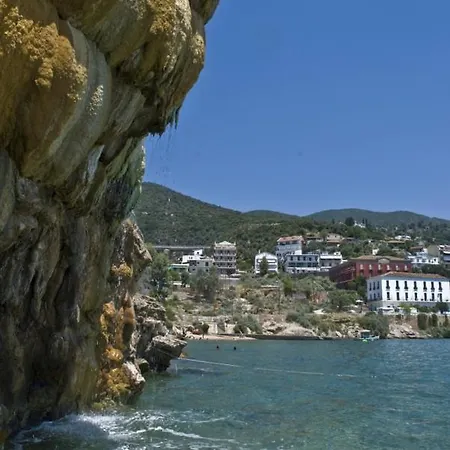 Apart-hotel Anemoni 2*